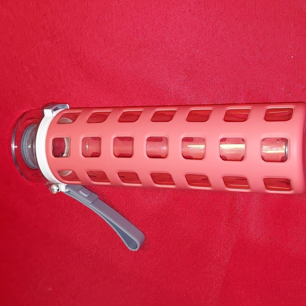 ELLO water bottle